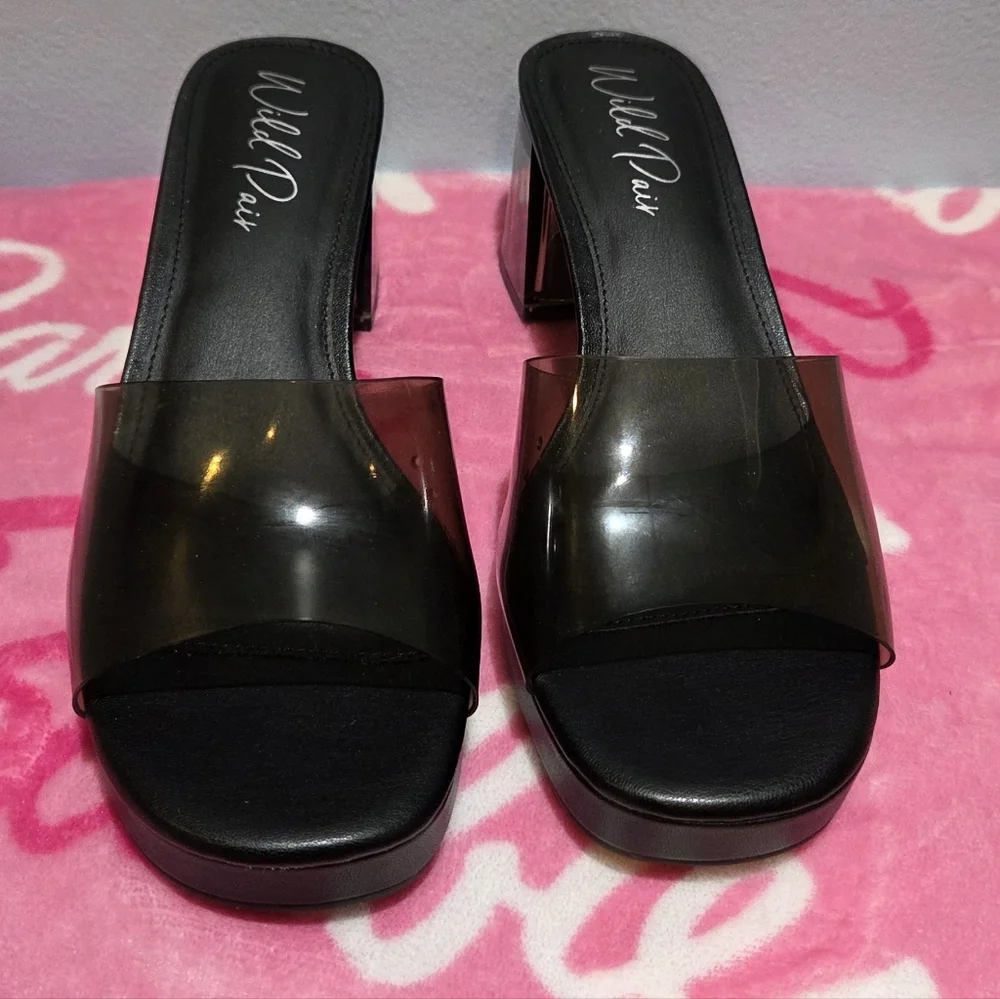 Wild Pair Women's Orleensv Black Vinyl Block Heel, Size 9.5M - Picture 2 of 7